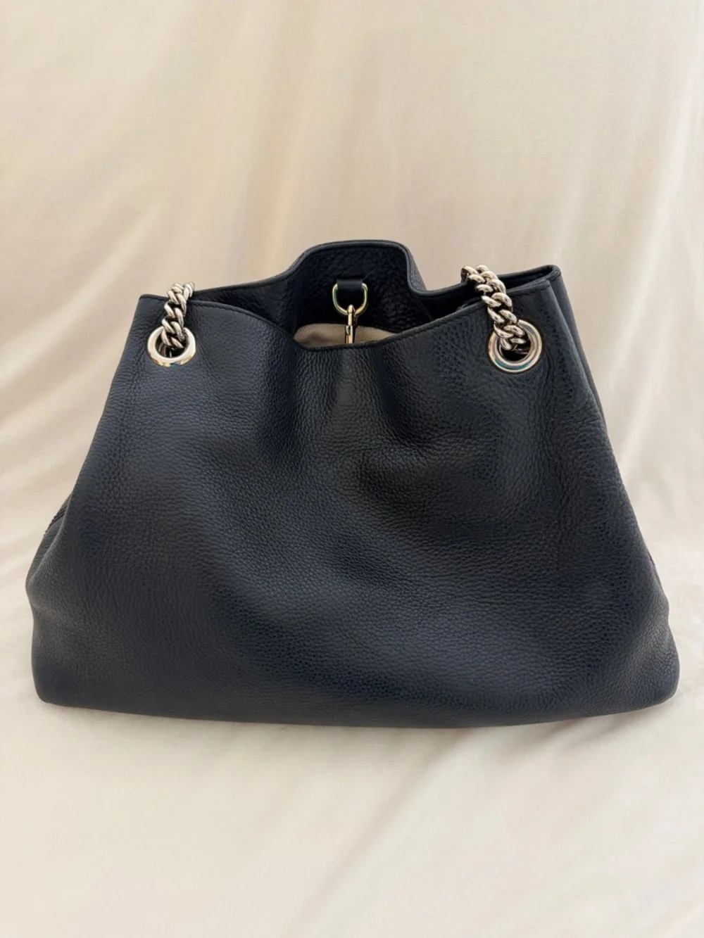 Gucci Black Leather Shoulder Bag - Picture 5 of 12